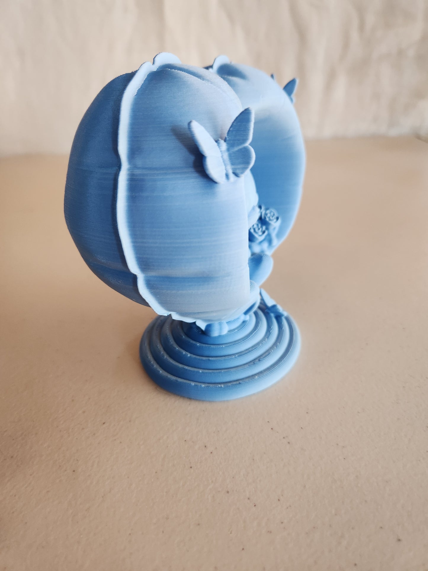 Balloon heart bear