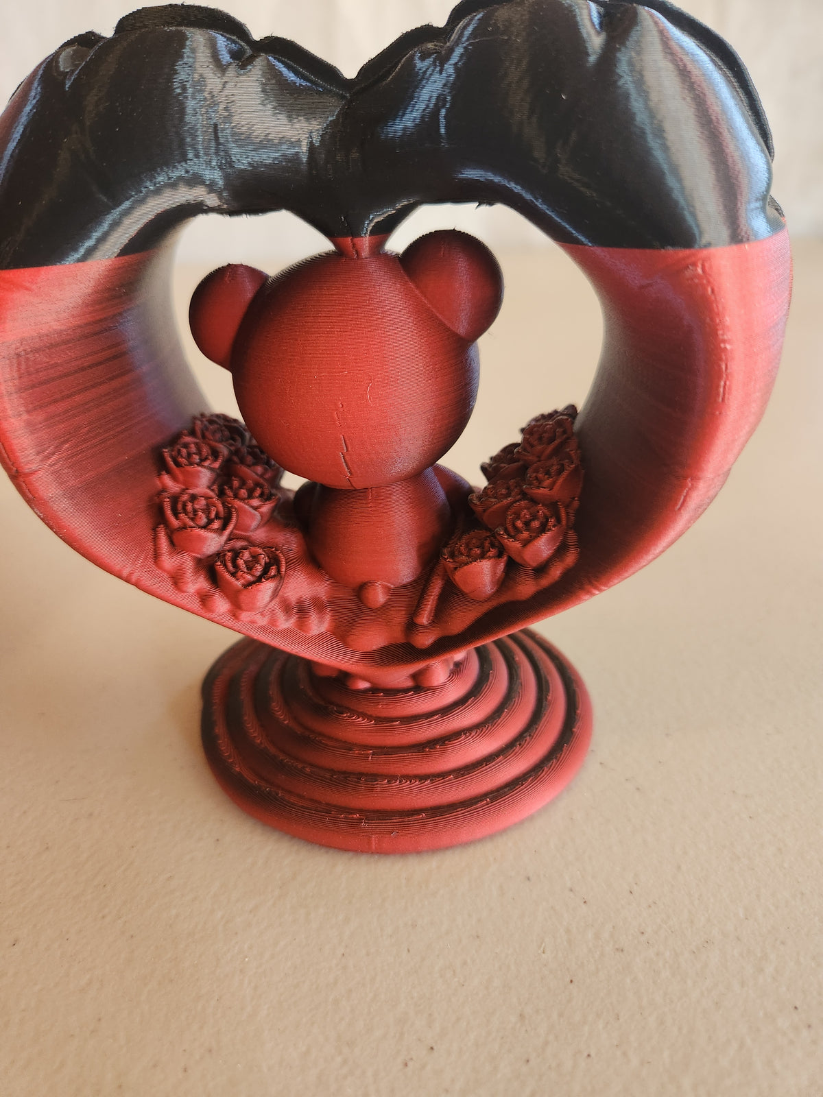 Balloon heart bear