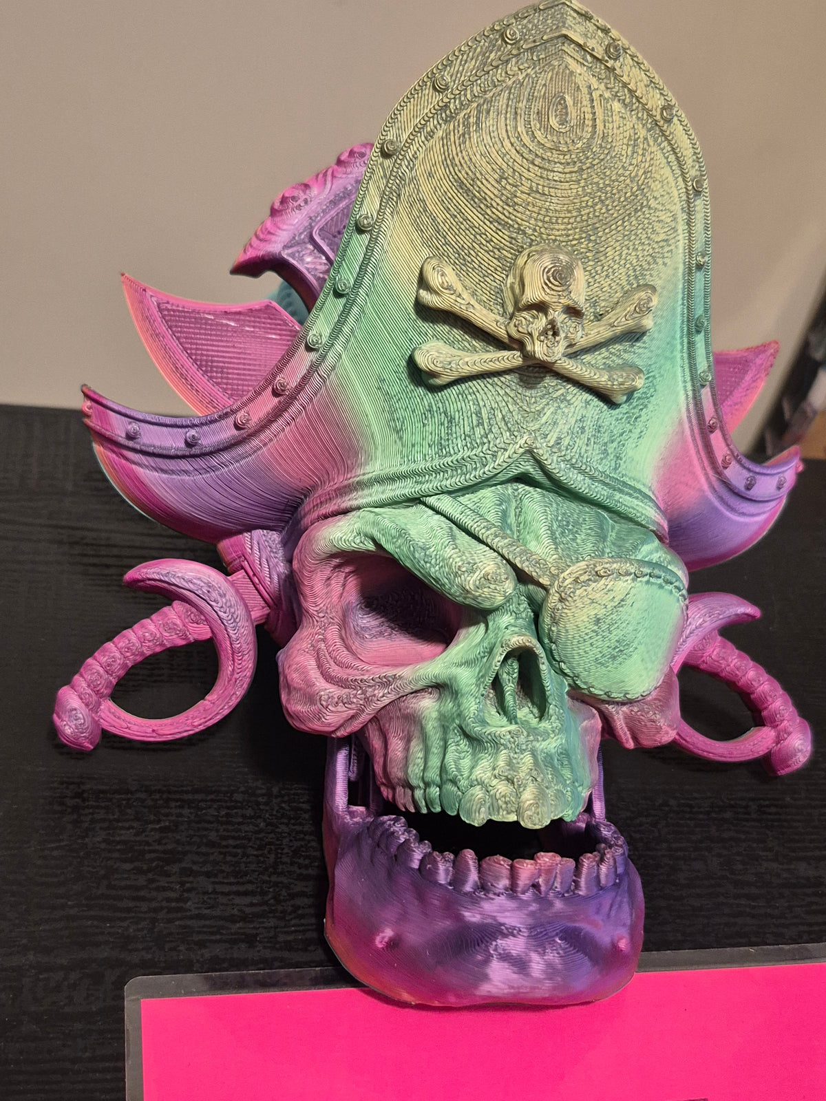 Pirate wall mount