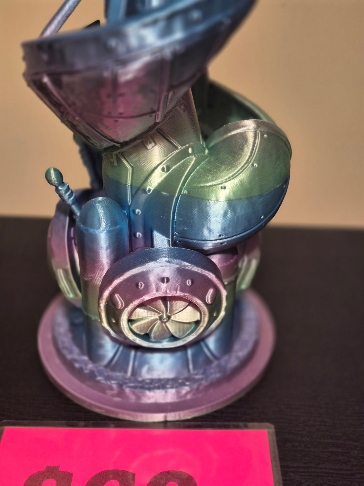 LG Space Dice Roller 3D-Printed - Perfect for Gaming