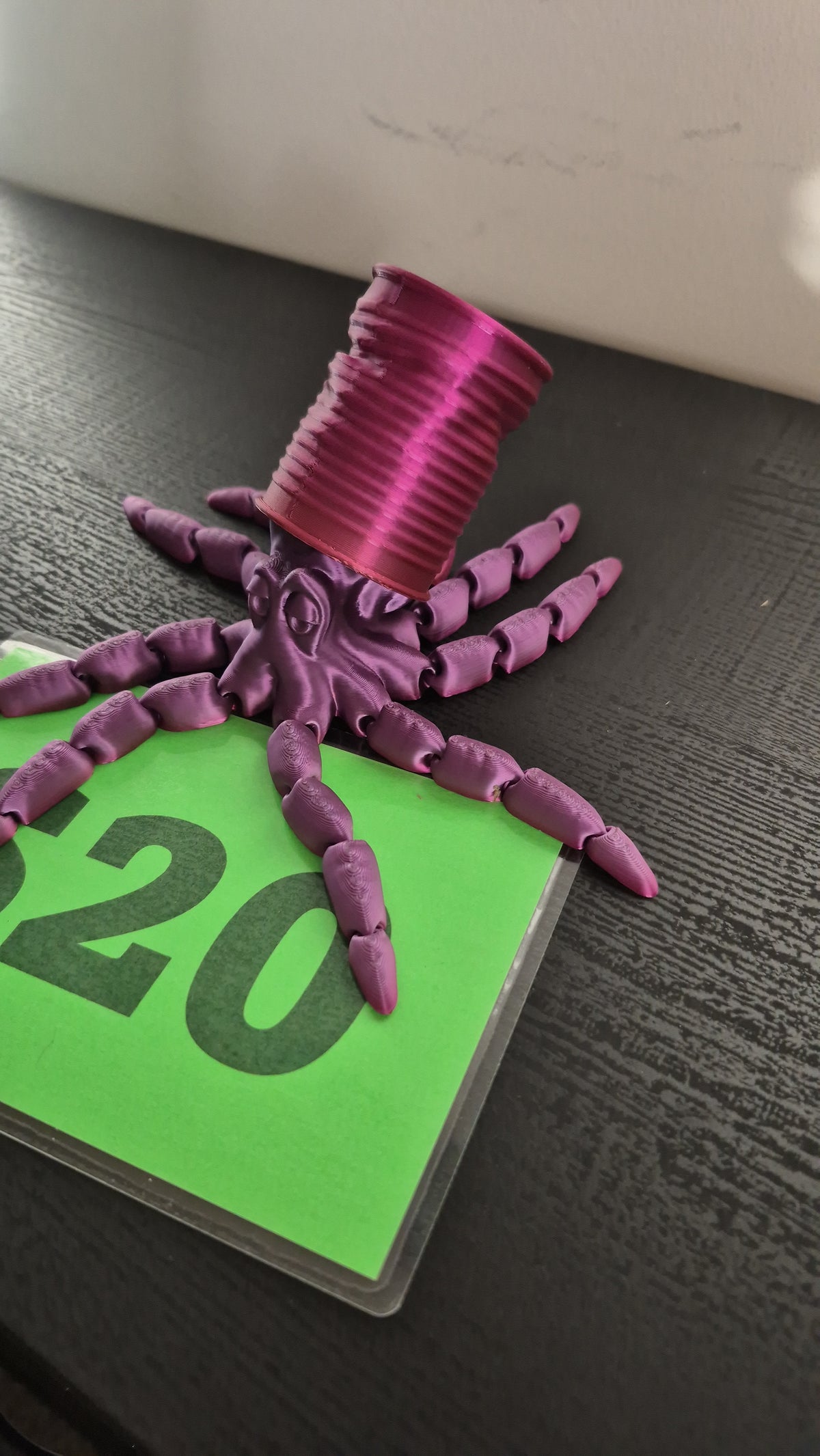 Octopus with can