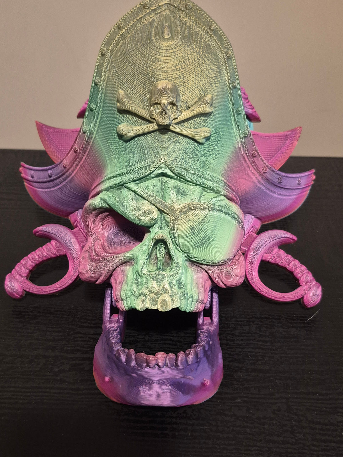 Pirate wall mount