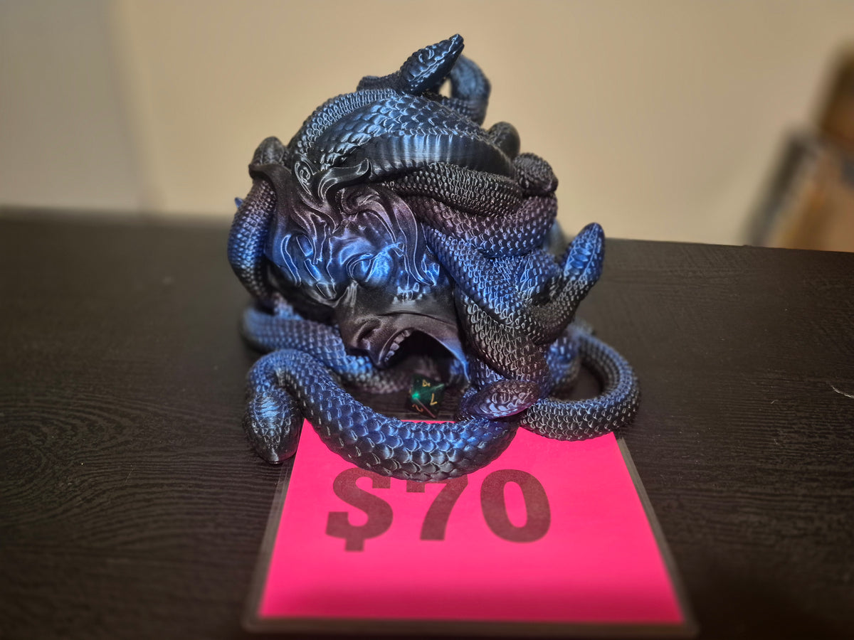 Medusa dice roller, figurines